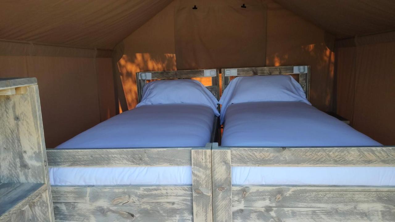 Camping Las Gaviotas Naveces Exterior foto